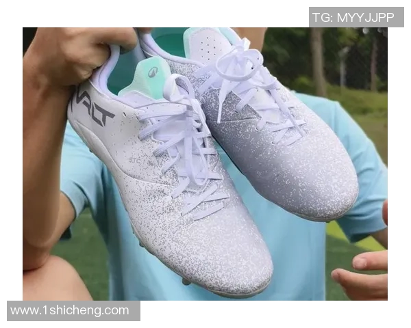 足球球星如何选择合适的鞋款提升表现与舒适度